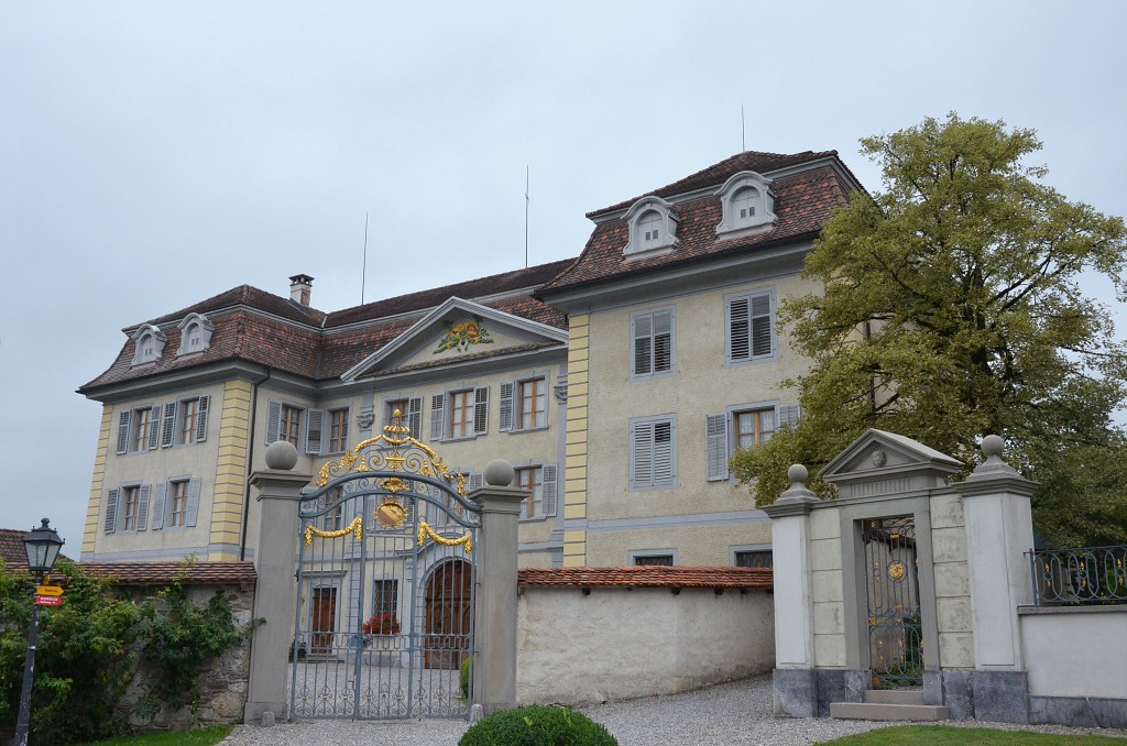 2.den - Švýcarsko z kempu u Sursee přes Zürich do Winterthuru - Beromünster - klášter kanovníků
